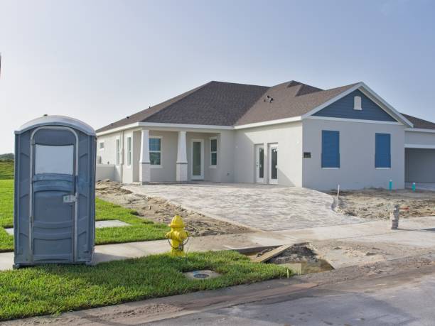 Portable Toilet Options We Offer in Clinton, OK